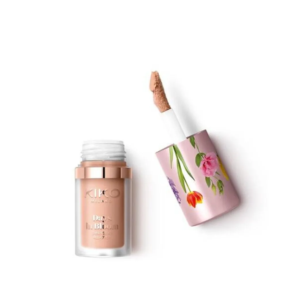 KIKO Milano Days In Bloom 3-In-1 Silky All-Over uniwersalny fluid 3w1 o naturalnym promiennym wykończeniu 01 Endless Sand 4ml